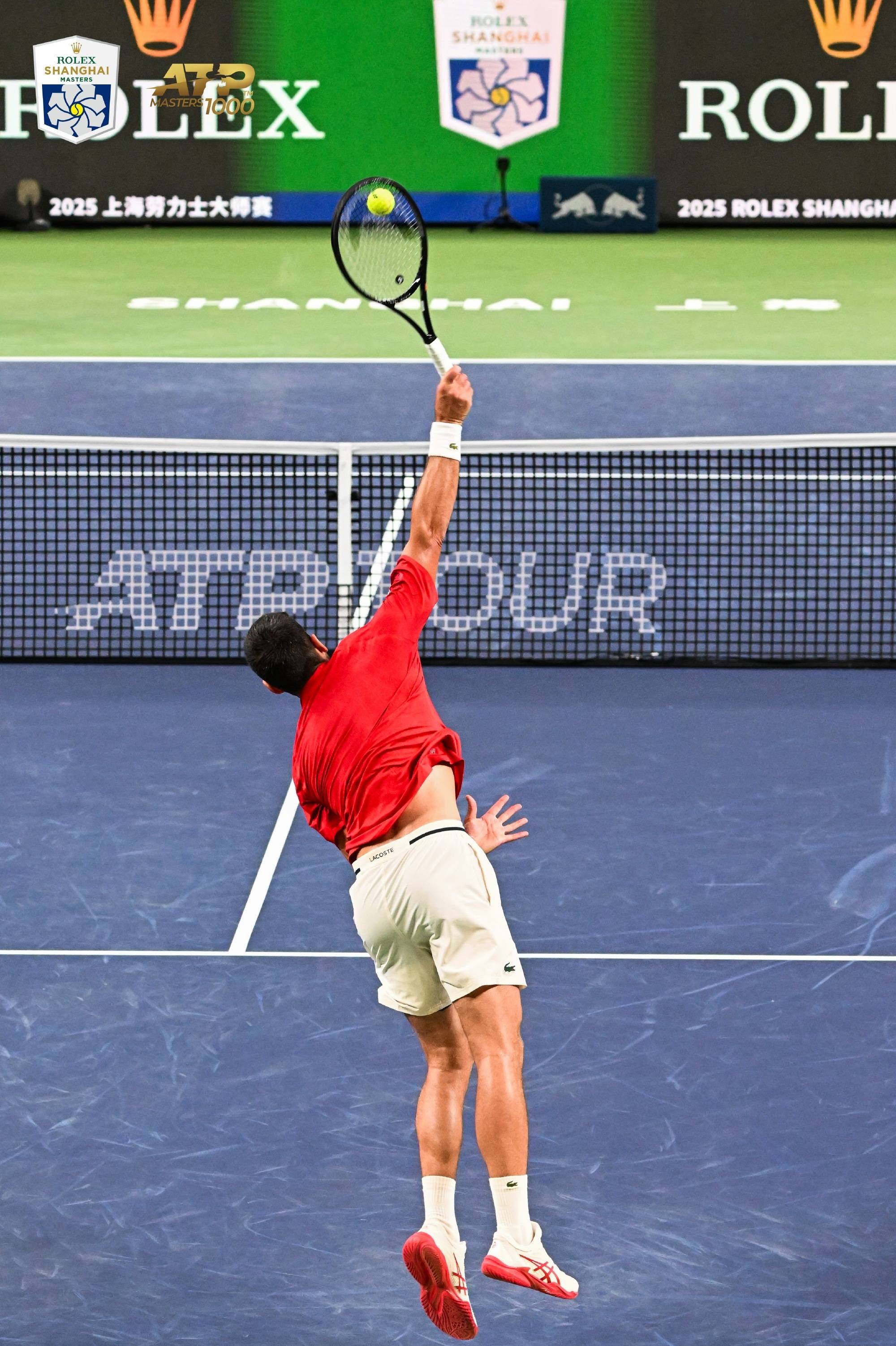 澳大利亚网球队翻盘英国网球队，德约科维奇关键制胜