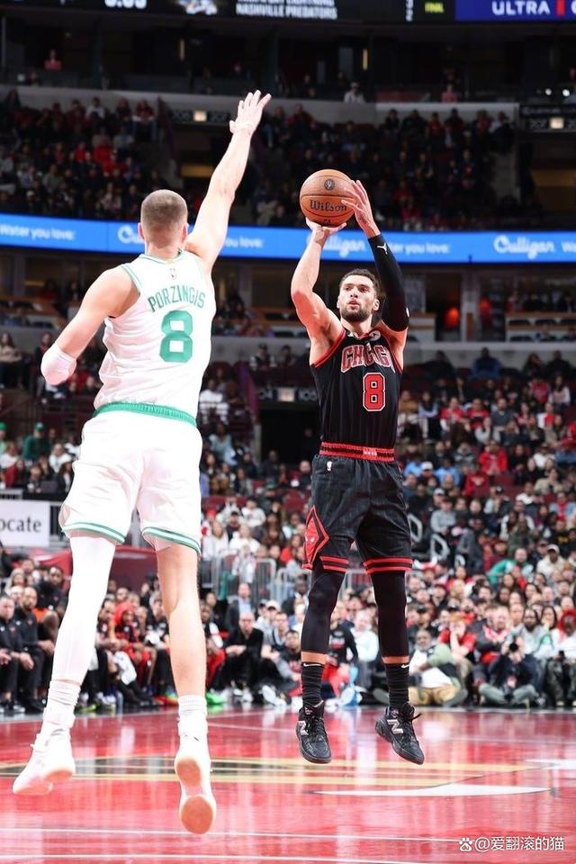 关于热火绝杀尼克斯，拉文三分雨点燃全场的信息