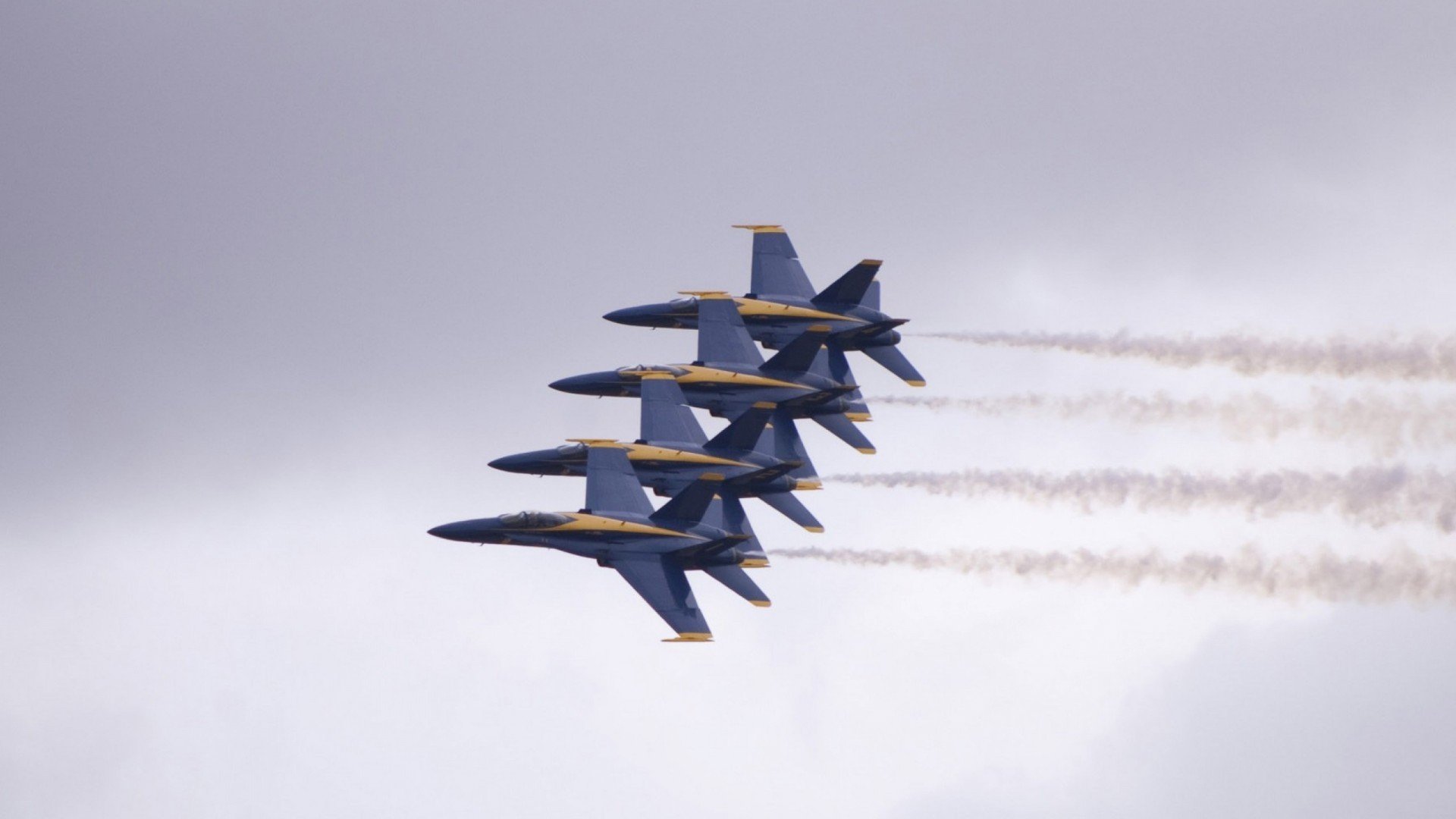 约基奇上海滩定乾坤，当森林狼的利爪擒住东方巨龙