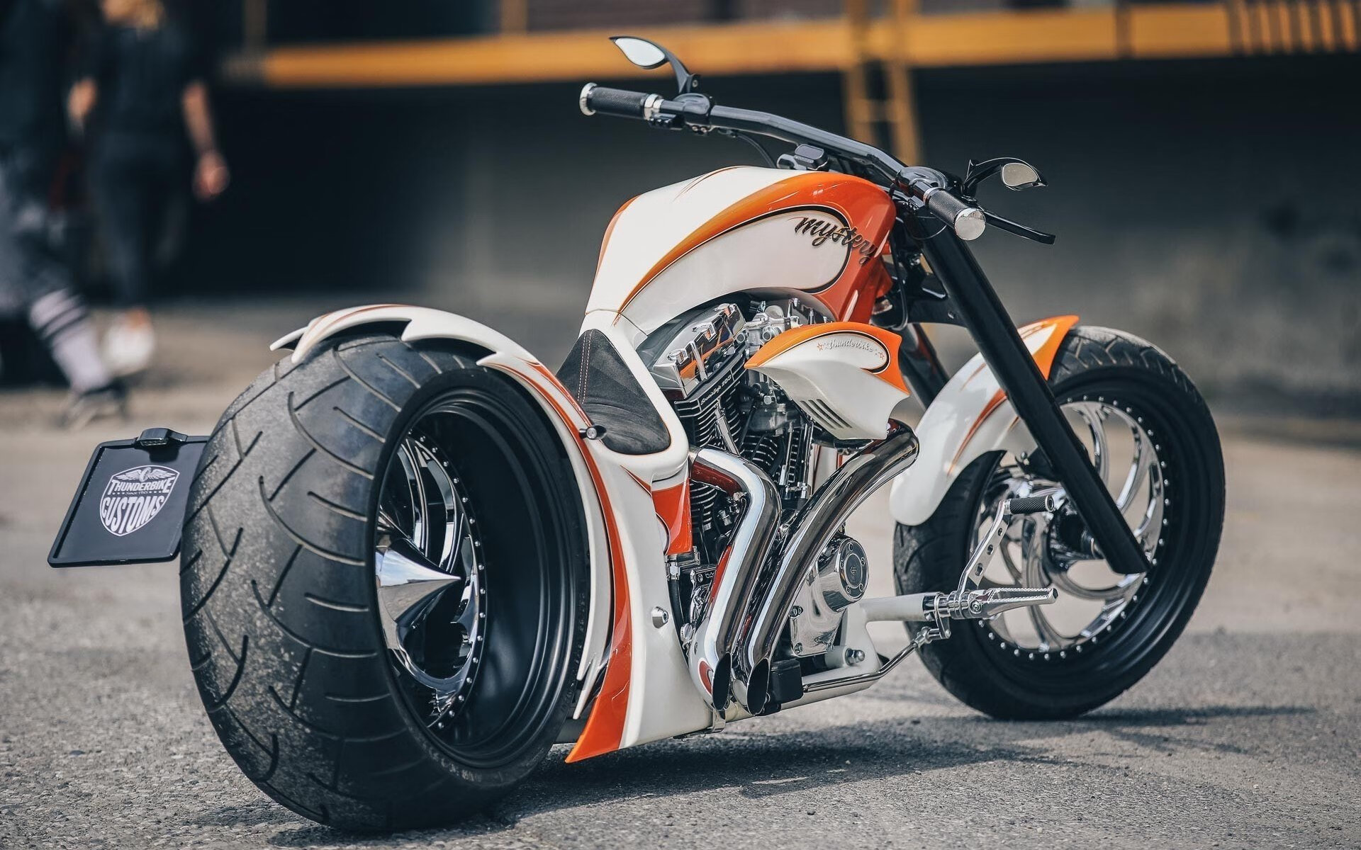 当乌克兰对阵切尔西，绿茵场上的战争隐喻与莫德里奇的孤勇