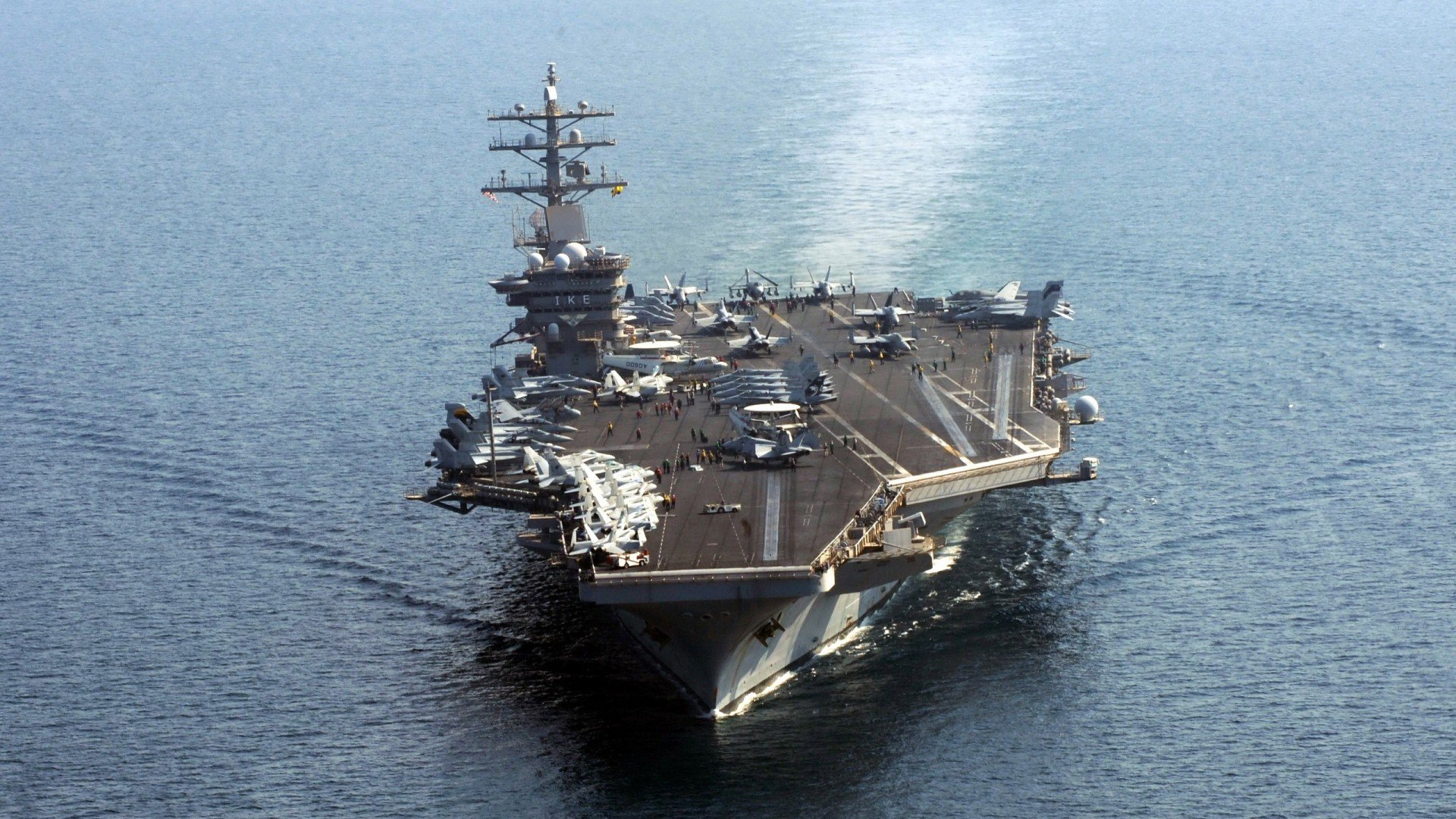 跨界体育奇迹日，拜仁欧冠斩落黄色潜水艇，黄喜灿F1揭幕战上演亚洲风暴