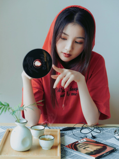 英超争冠白热化，多特蒙德欧战爆冷挪威黑马震撼足坛